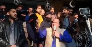 Chahat Fateh Ali Khan Crying Photo Viral : Bado Badi गाना डिलीट होने के बाद हुआ ये हाल